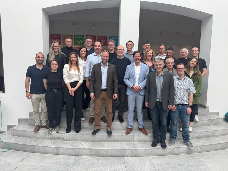 Drei Exzellenzcluster für die Bonner Physik und Astronomie