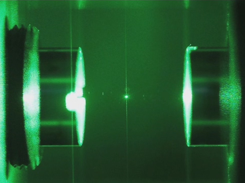 Glas-Nanoteilchen in einer optischen Falle