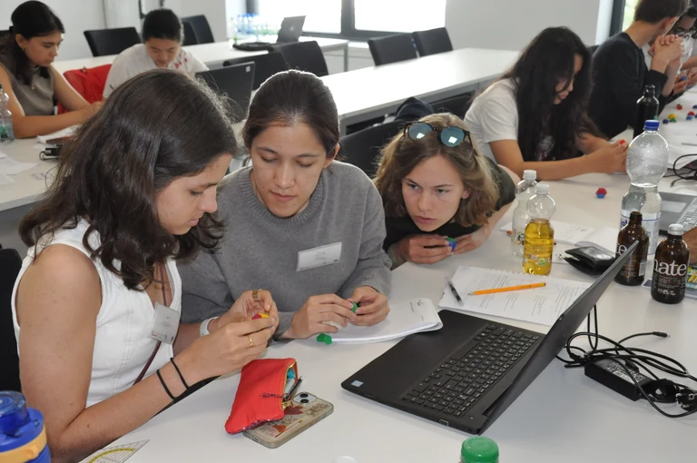CBELSA/TAPS Masterclass zur Hadronenphysik