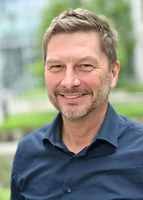 Prof. Dr. Bernhard Ketzer