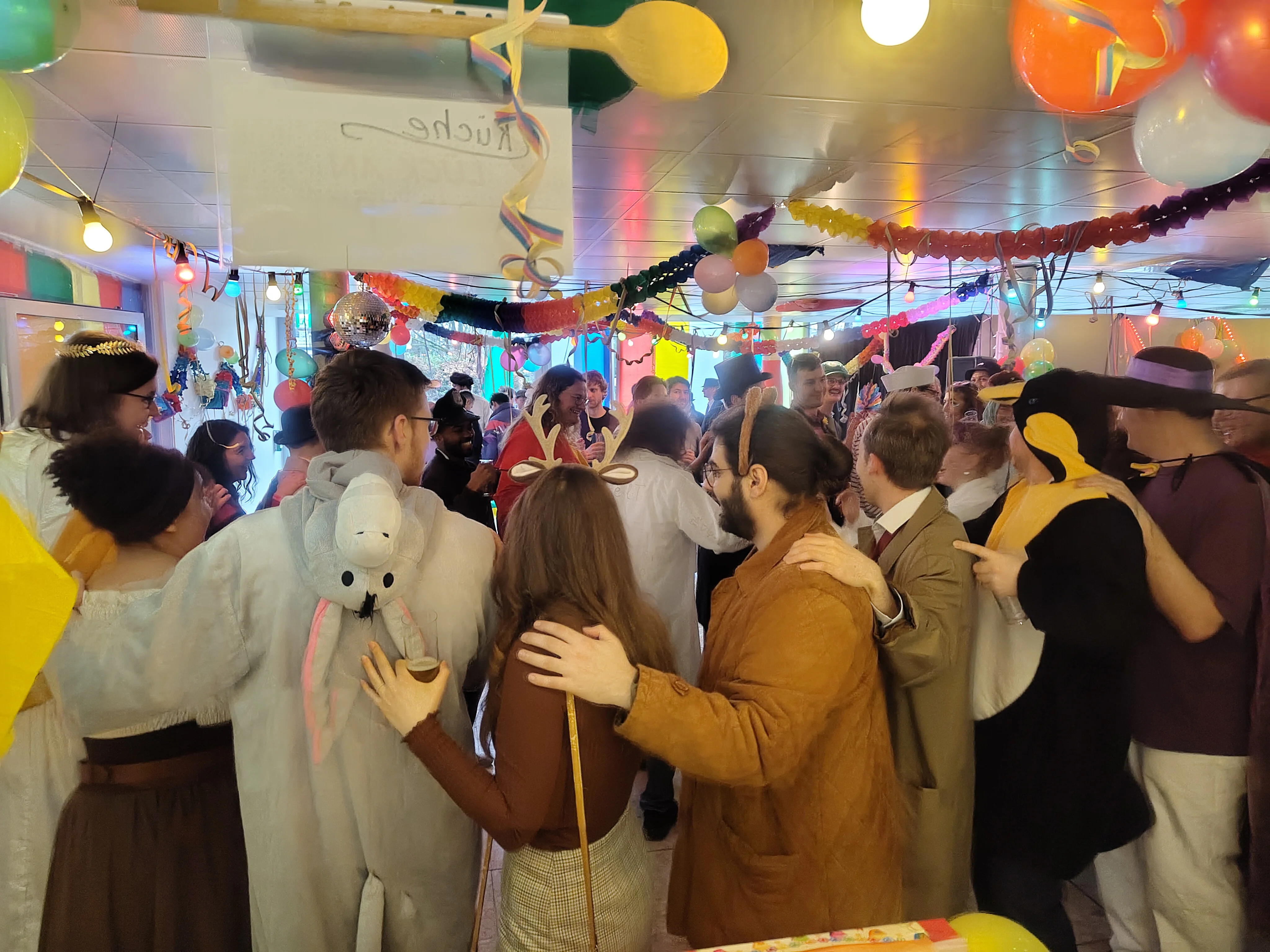 Carnival party of the Physics Institutes 2026