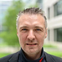 Schott-web.jpg