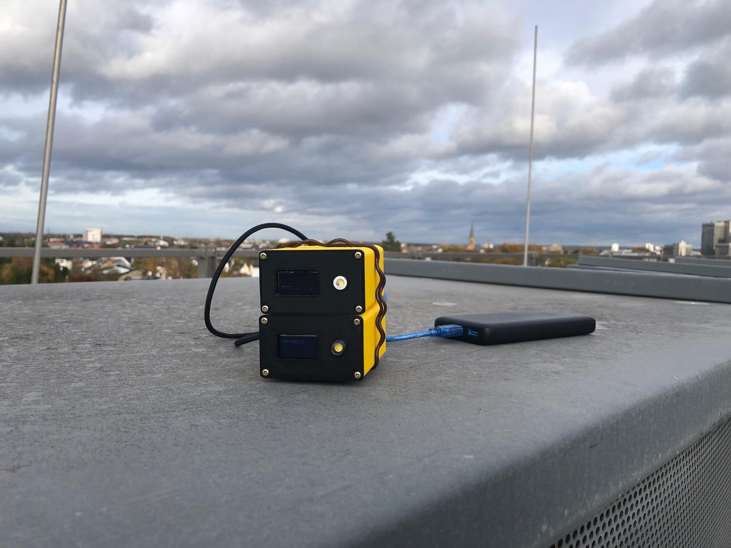 Measurement of cosmic rays on the roof of the  IAP (Uni Bonn)